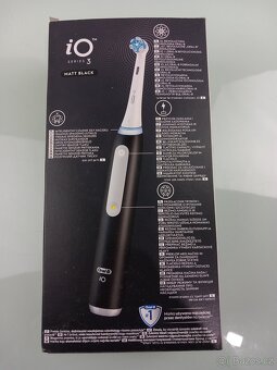 ORAL-B Series iO 3 elektrický zubní kartáček - 8