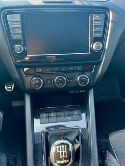 Škoda octavia 3rs 2.0 TDI 135 kw - 8