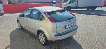 Ford Focus 1,6 74kw 2007 - 8
