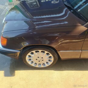 Mercedes Benz w124 300 D - 8