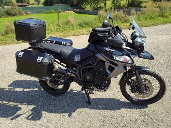 Triumph Tiger 800 - 8