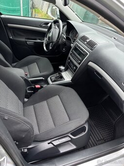 Škoda Octavia combi 2011 1.6 Dsg automat - 8