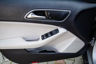 Mercedes-Benz GLA 200 d A/T - 8