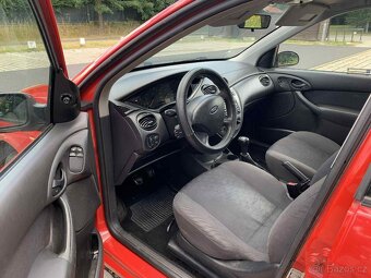Ford Focus 1.6 - 8