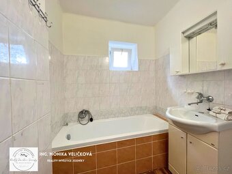 Pronájem bytu 2+1 67 m² ve Vrbně pod Pradědem, ul. Nádražní - 8
