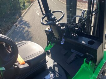 Čelní  VZV EP EFL252X2; 80V/150Ah; 60A vestav.nab. |PS6191 - 8