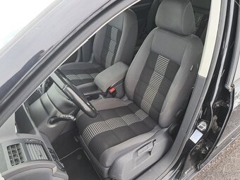 Volkswagen Touran 1.4 tsi, 103 kW, United, 06/2009, tažné - 8