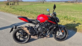 MV Agusta Brutale 800 Rosso, 2022 - 8