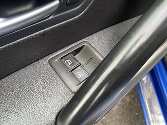 Volkswagen Scirocco 1.4 TSI ,  118 kW benzín, 2009 - 8