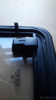 VW TRANSPOTER T4 –  SKLA BOČNÍ OTEVÍRACÍ - 8
