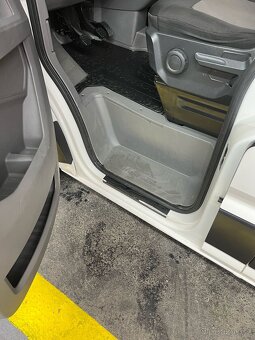 VOLKSWAGEN CRAFTER 2.0 / 103 kW Možnost odpočtu DPH - 8