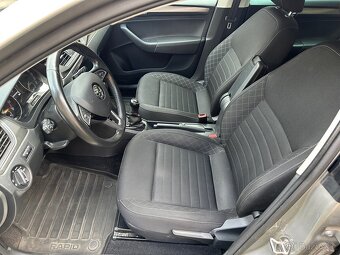 Škoda Rapid - 8