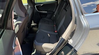 Volvo XC60 //2.4D//D4//133kW//AWD//MOMENTUM//TOP// - 8