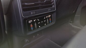 Audi Q7 S-LINE 210kW Webasto-vzduch-7.míst-masáž-TZ-ČR-DPH - 8