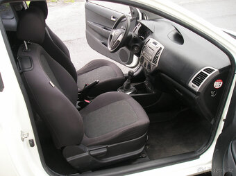 HYUNDAI I20 1.2-16V 57KW RV-2011 - 8