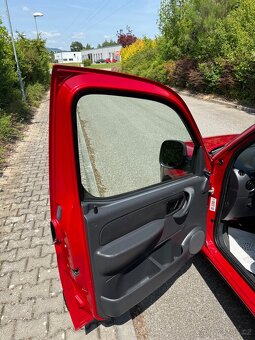 CITROËN BERLINGO 1.4i 55kW, KLIMA, NOVÉ ROZVODY, BEZ KOROZE - 8