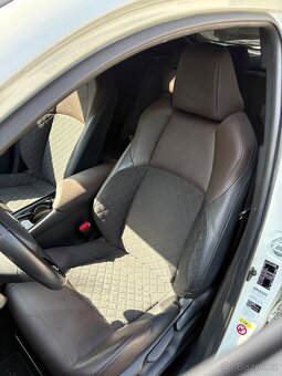 Toyota C-HR 1.2 turbo maximální výbava - 8