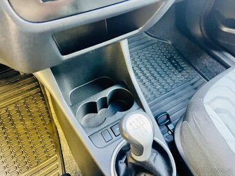 ŠKODA FABIA 1.2 i PUVOD ČR BENZÍN - 8