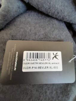 Různé pánské mikiny na zip - 8