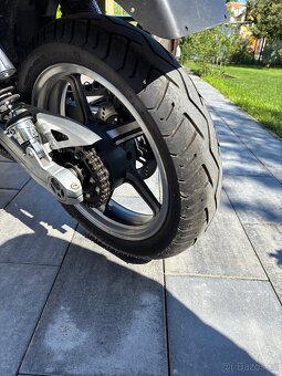 Prodám Kawasaki Zephyr 550 - 8