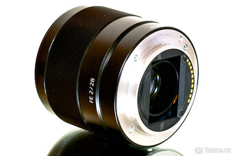 Sony FE 28mm F2 + UV Kenko TOP STAV - 8