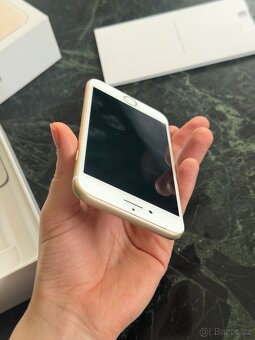 Apple iPhone 7 128GB zlatý - 8
