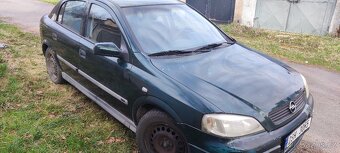 Prodám Opel Astra G  Obsah 14.16.V ,66 KW . Benzín - 8