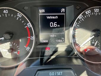 Škoda Fabia, 1,2 tsi 66kw 12.800km TOP STAV - 8