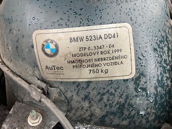 E39 523ia - 8