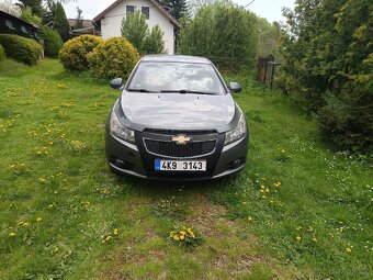 Chevrolet Cruze 2.0 - 8