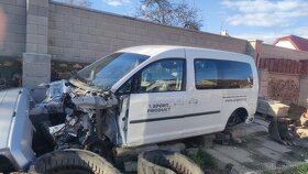 VW Caddy dlouhá a krátká verze na náhradní díly - 8