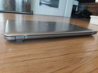 Notebook HP 15.6, intel i7-7500, podsvícená, num. klávesnice - 8