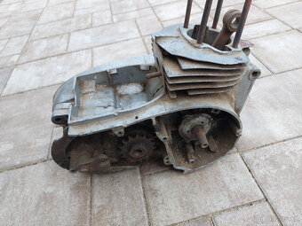 Jawa 175 - motor - 8