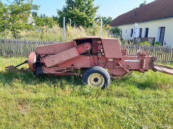 Lis na malé balíky New Holland 276 - 8