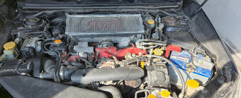 Subaru WRX STI 2,5 - 8