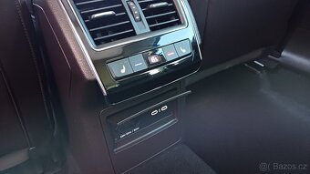 Superb combi L&K 2.0TDI 147kW 4x4-WEBASTO-PANO-koup.ČR-NEHAV - 8