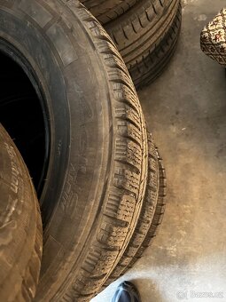 Prodam 4x zimni pneu-235/65 R16C - 8