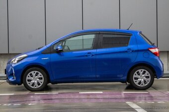 Toyota Yaris 1.5 Hybrid Active e-CVT - 8