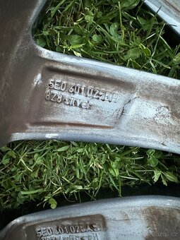 Originální litý disk Škoda Turbine 18" Octavia - 8