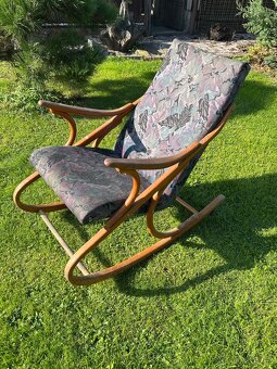 Retro houpací křeslo v nálezovém stavu - 8