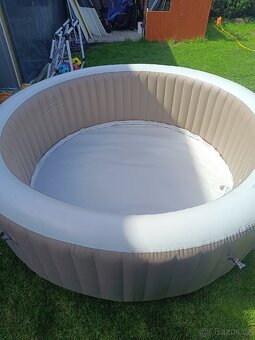 Prodám vířivku - 8