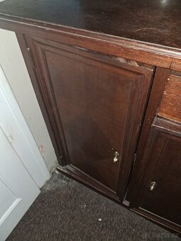 Starožitná skříň masiv - 8