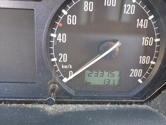 Škoda fabia 1.4 16V - 8