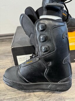 Komplet/set snowboardové prkno 124 cm + vázání + boty vel.33 - 8