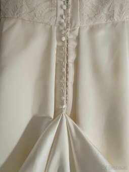 Ivory svatební šaty - 8