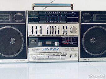 Radiomagnetofon Sanyo C50, rok 1983 - 8