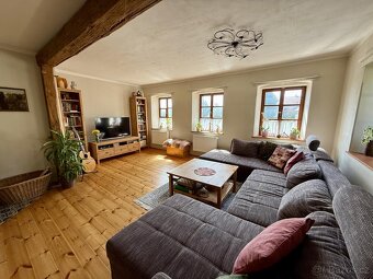 Prodej rodinného domu 200 m2, pozemek 1.207 m2 - 8