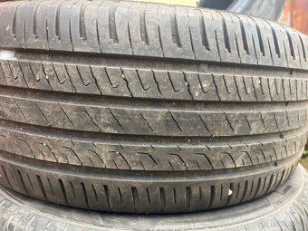 Barum bravuris 235 55 17 - 8
