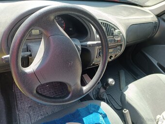 Citroen Saxo 1.1 - 8