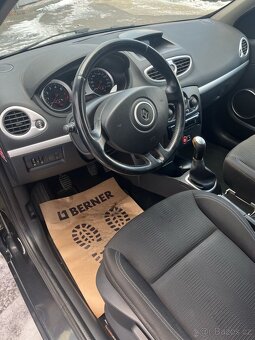 Osobní vůz Renault Clio 1,2 74kW - 8